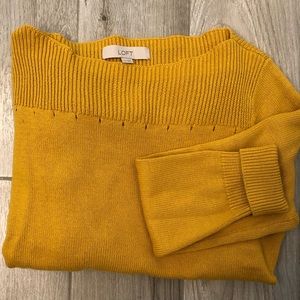 Women’s Yellow/Gold Boat Neck Sweater. Size XS